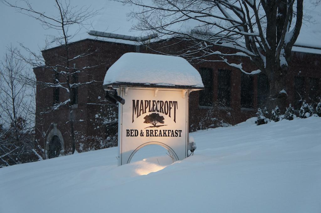 Maplecroft Bed & Breakfast Barre Экстерьер фото