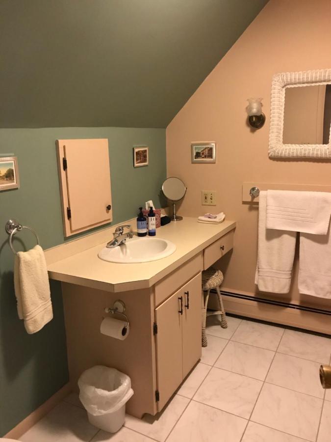 Maplecroft Bed & Breakfast Barre Экстерьер фото